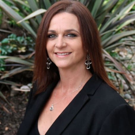 Headshot of Christina Roush