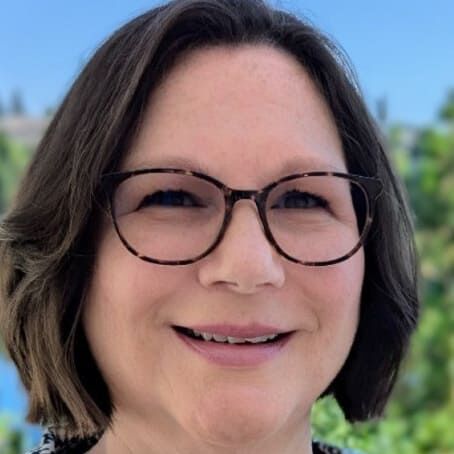 Headshot of Teresa Kolb
